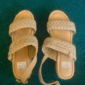 Size 2 girls Dolce Vita sandals